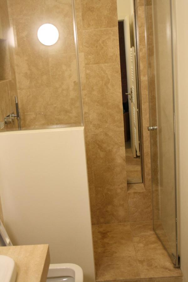Apartment 2 / Ein - Zweipersonen Mannheim Kültér fotó