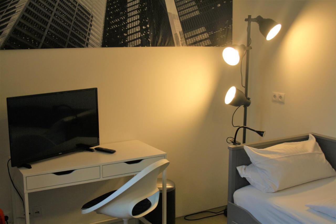 Apartment 2 / Ein - Zweipersonen Mannheim Kültér fotó